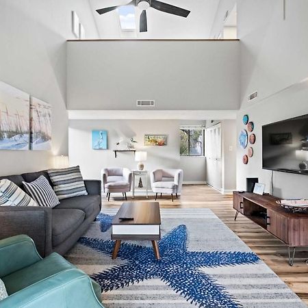 Coastal Oasis With Pool - Walk To Coligny Beach Park 힐튼 헤드 아일랜드 외부 사진