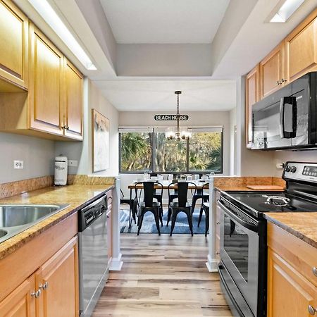Coastal Oasis With Pool - Walk To Coligny Beach Park 힐튼 헤드 아일랜드 외부 사진