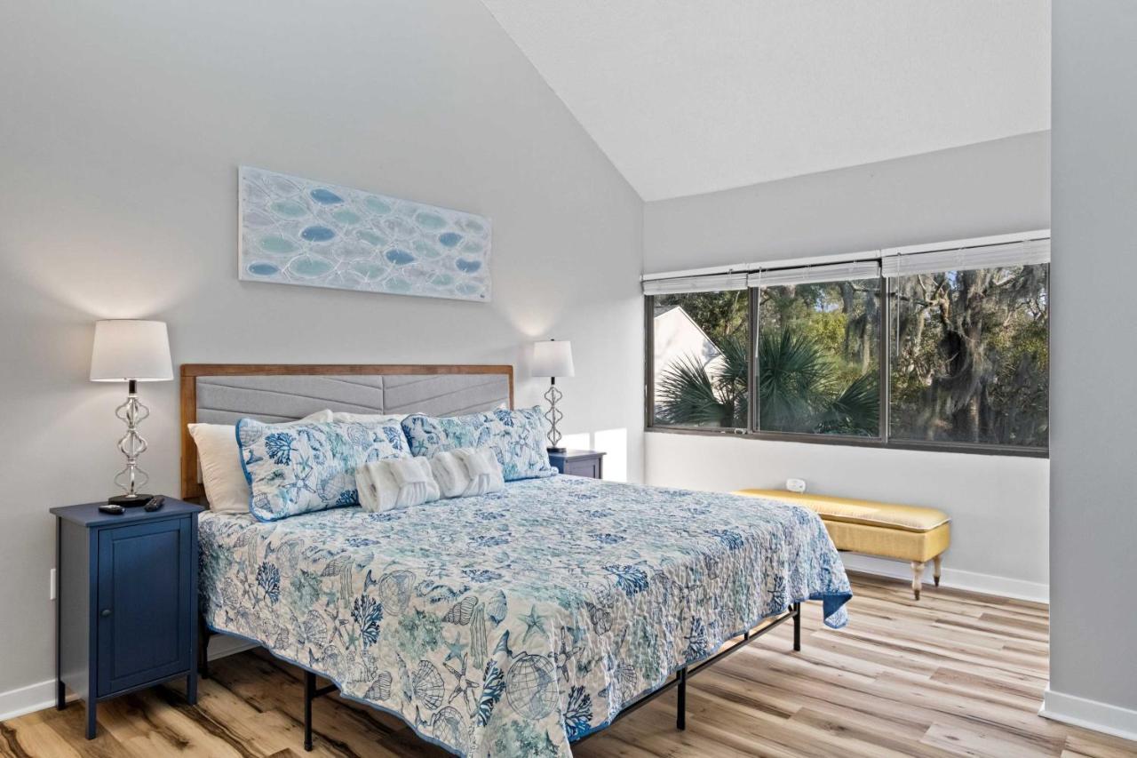 Coastal Oasis With Pool - Walk To Coligny Beach Park 힐튼 헤드 아일랜드 외부 사진